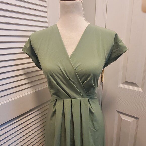 NWT Halara Breezeful Dress - Size M - Picture 2 of 4